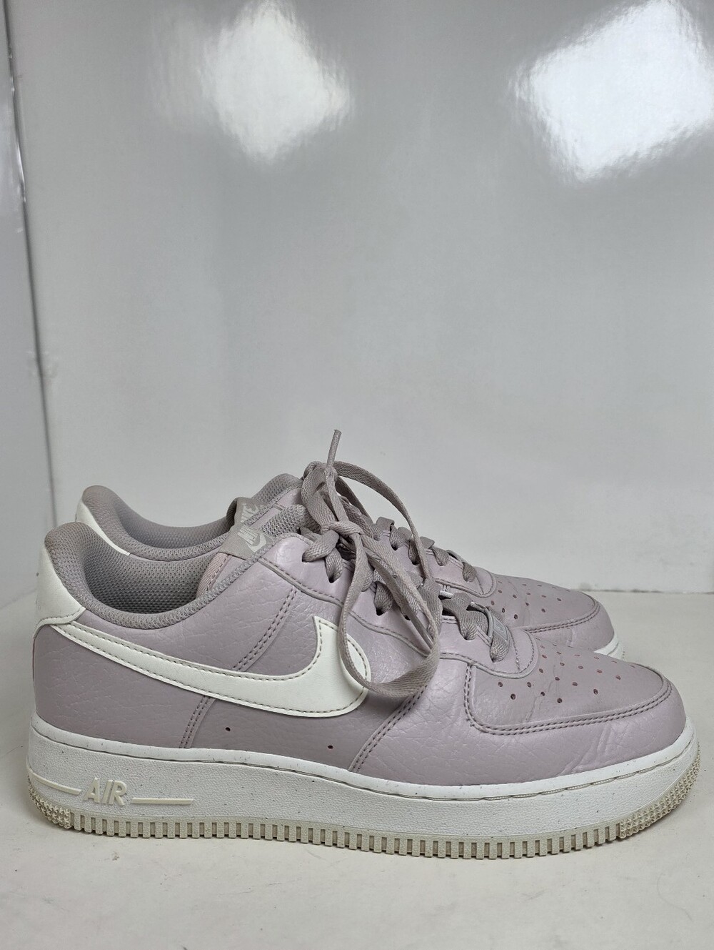 Nike Air Force 1 Low-Top Sneakers in Purple - Picture 5 of 14
